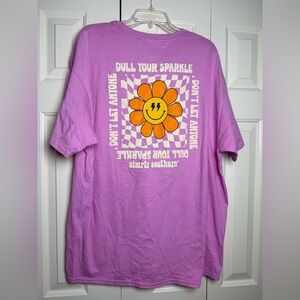Simply Southern "Don't Let Anyone Dull Your Sparkle" Daisy Doodle Checker Tee